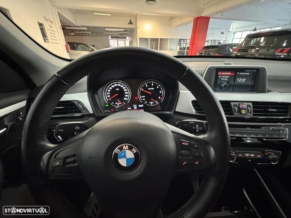 BMW X1 16 d sDrive - 29