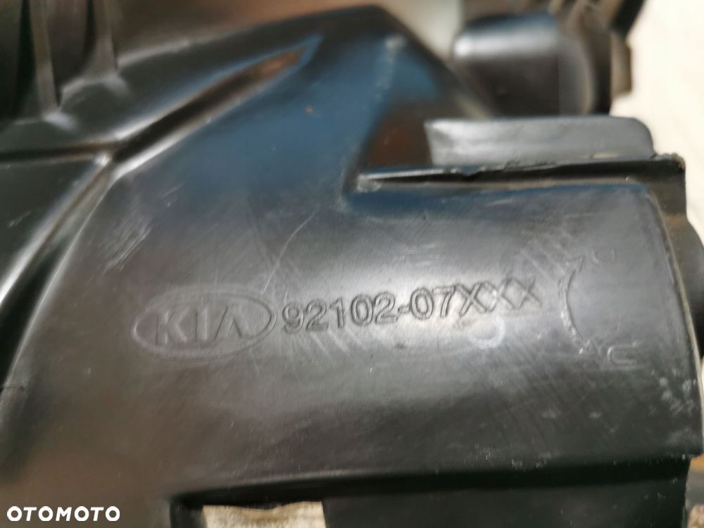 kia picanto lift lampa reflektor przód prawy anglik - 3