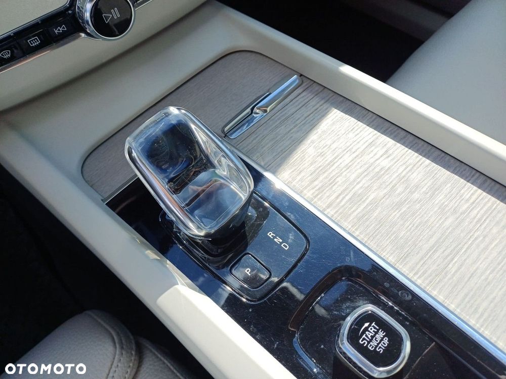 Volvo XC 60 - 16