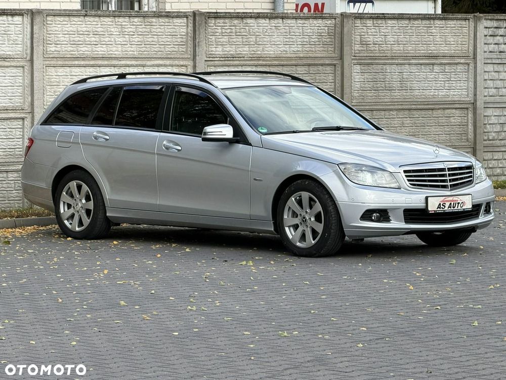 Mercedes-Benz Klasa C 200 CDI Avantgarde Edition - 32