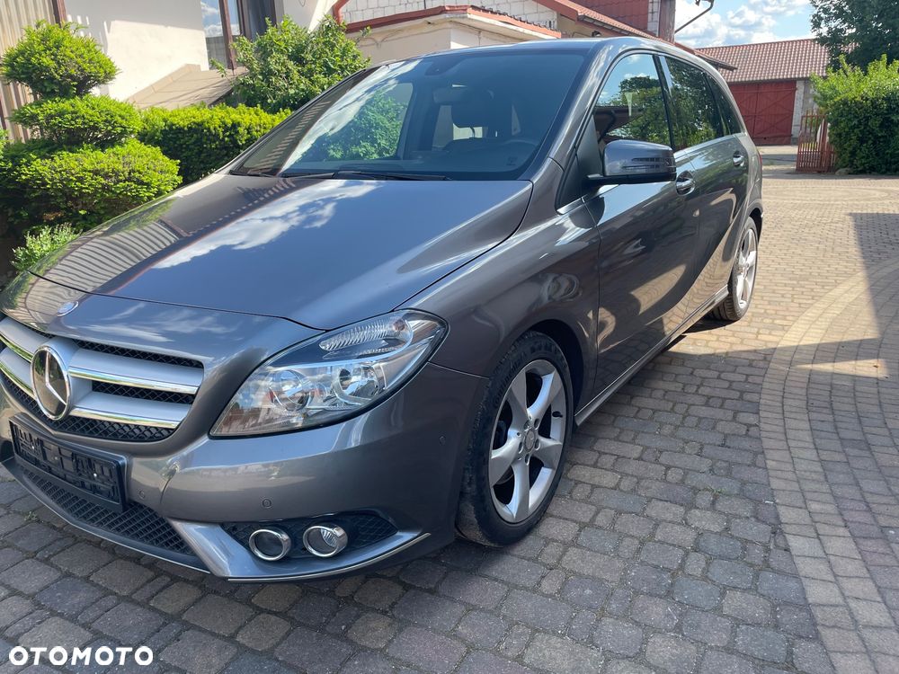 Mercedes-Benz Klasa B 180 Peak Edition - 3