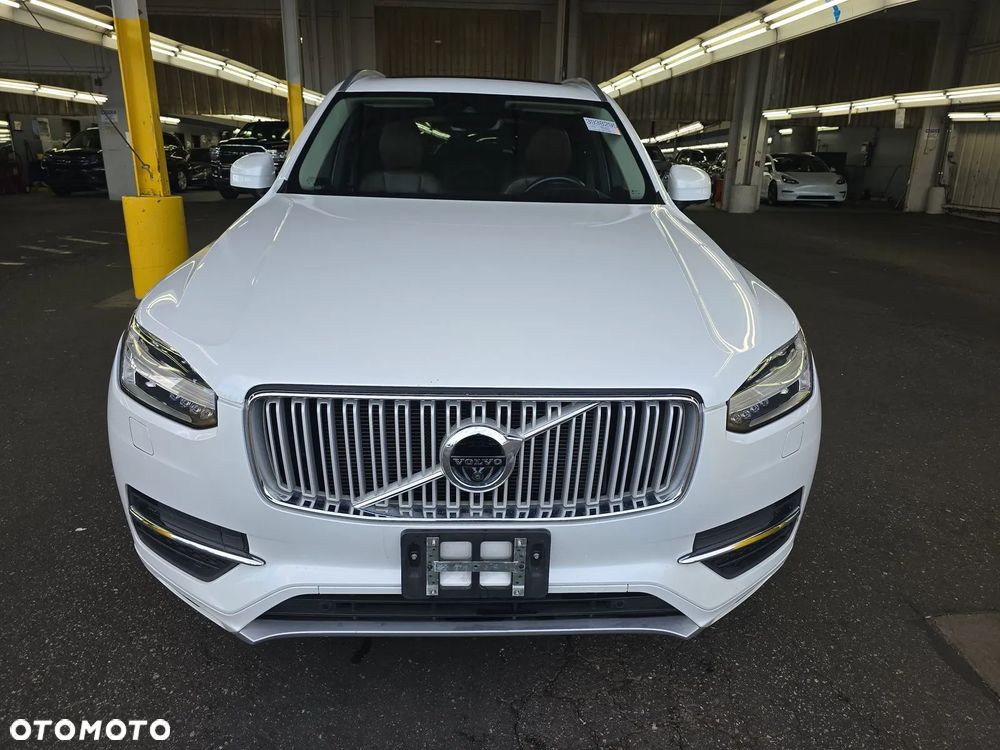 Volvo XC 90 - 4