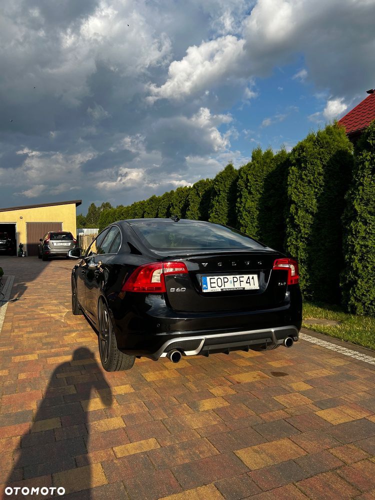 Volvo S60 D4 R-Design - 10