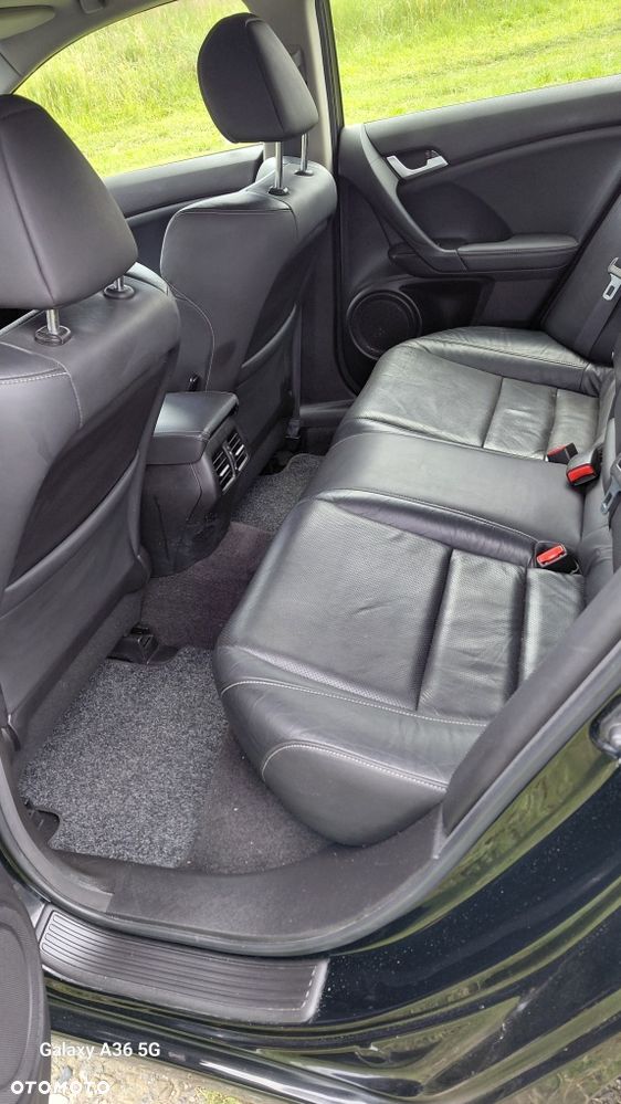 Honda Accord - 4