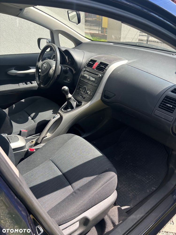 Toyota Auris 1.6 VVT-i Luna - 8