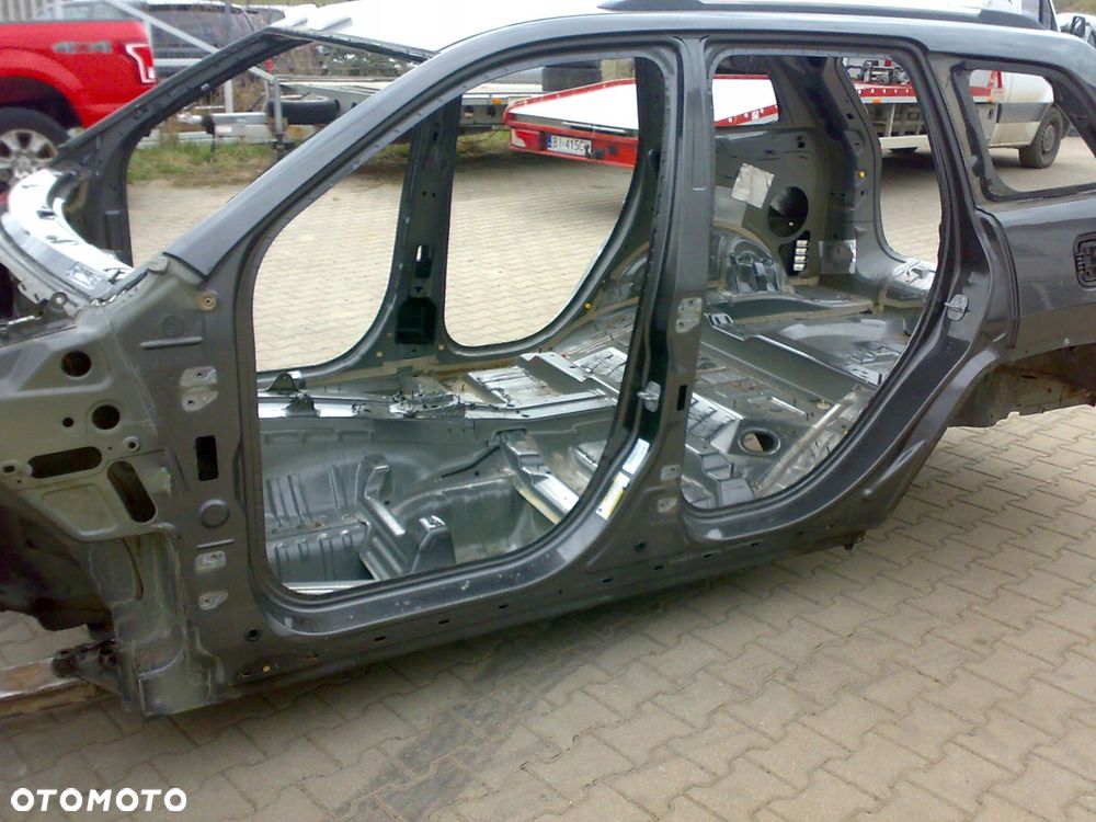 jeep grand cherokee wk2 2014 2021 próg słupek a , b bok nadkole prawy lewy - 2