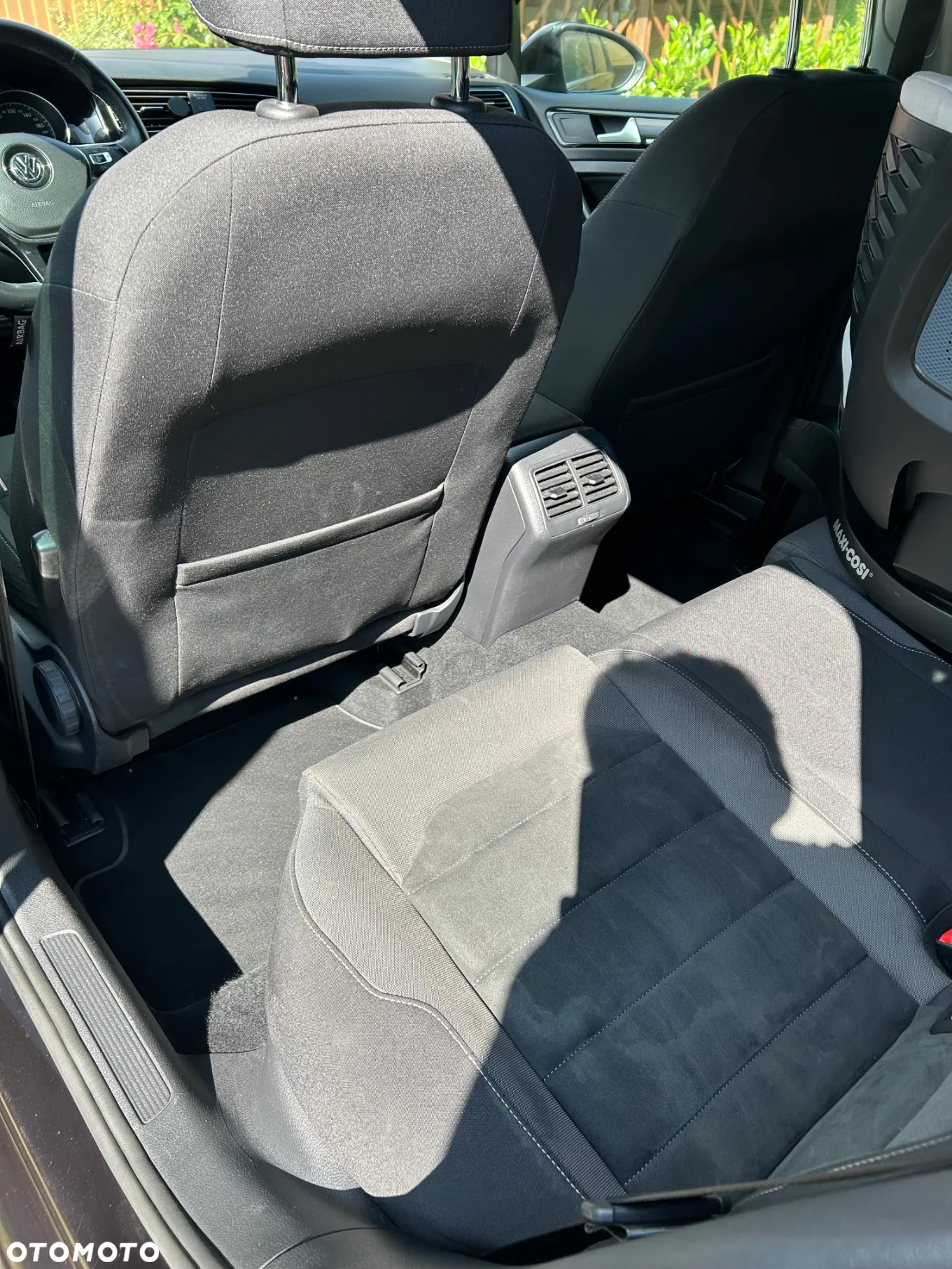 Volkswagen Golf Variant 2.0 TDI (BlueMotion Technology) Highline - 24