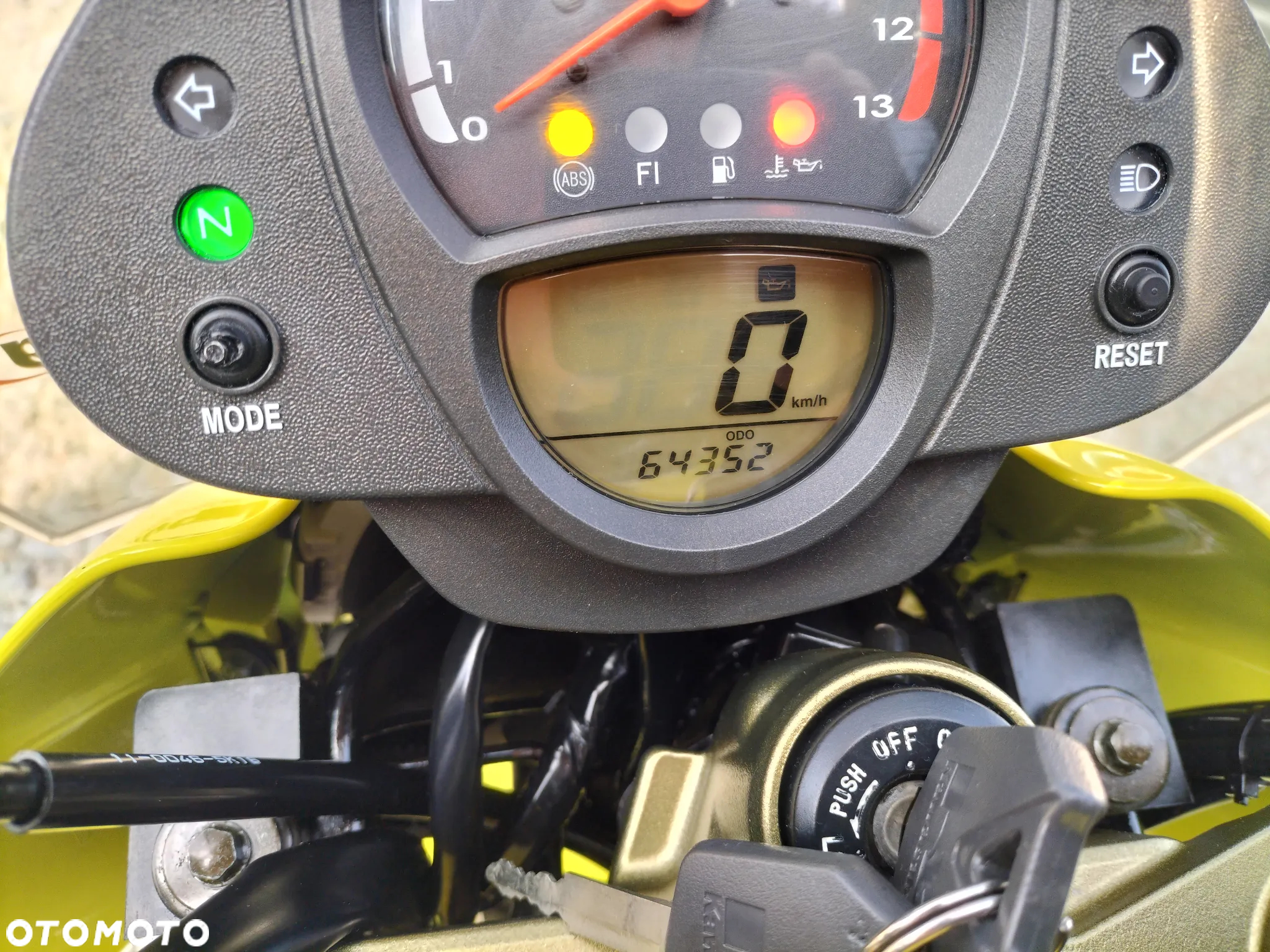Kawasaki ER - 12