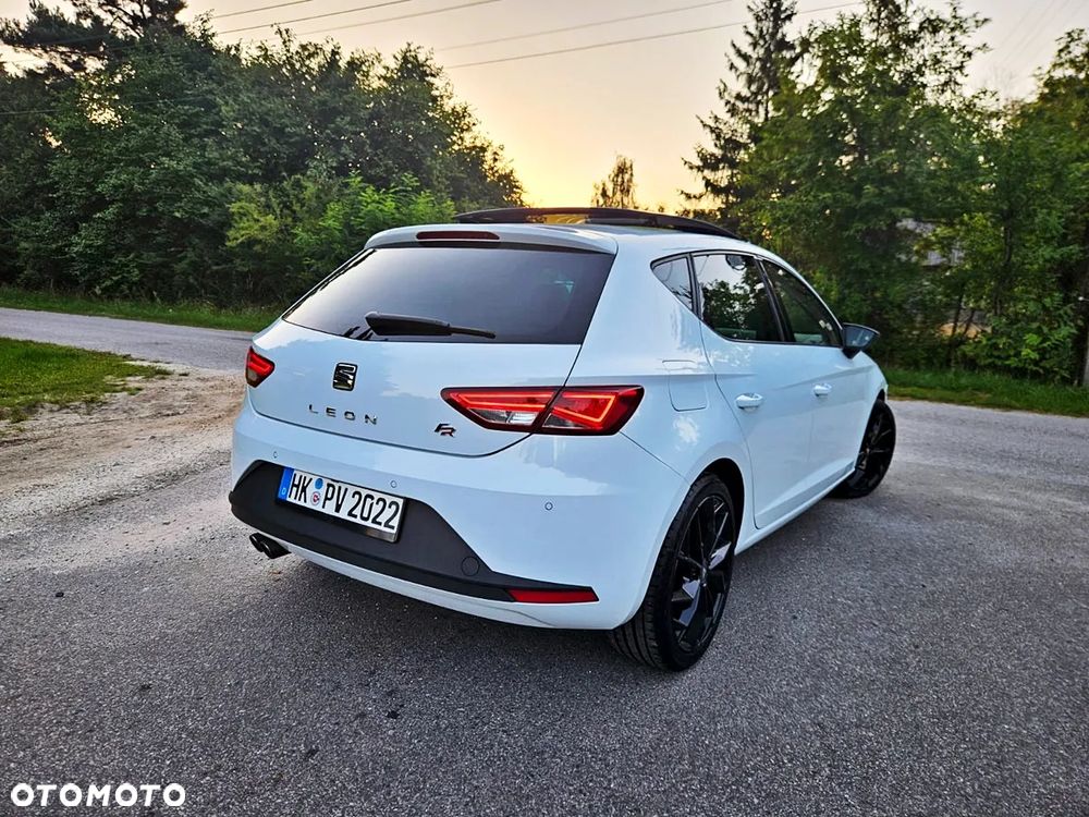 Seat Leon 2.0 TDI FR Black S&S DSG - 15
