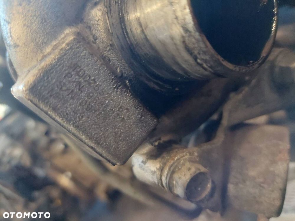 SILNIK DIESEL + POMPA WTRYSKI TURBO PEUGEOT 308 I T7 1.6 HDI 90 KM 9HX - 4