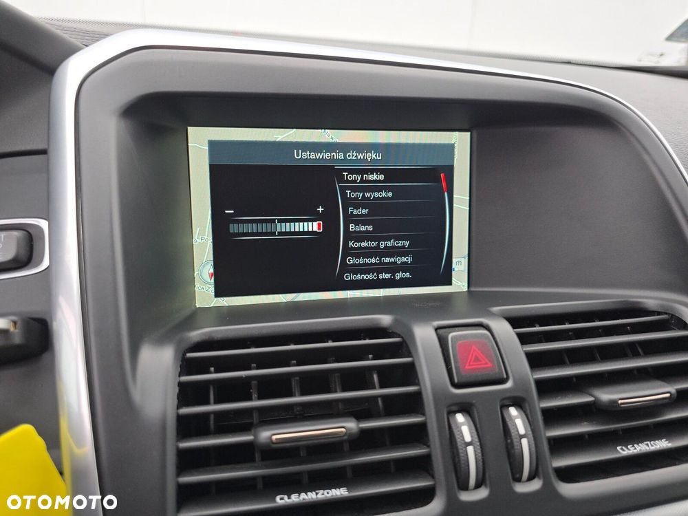 Volvo XC 60 - 18