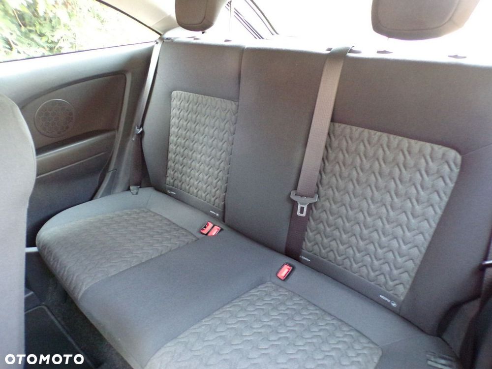 Opel Corsa - 23