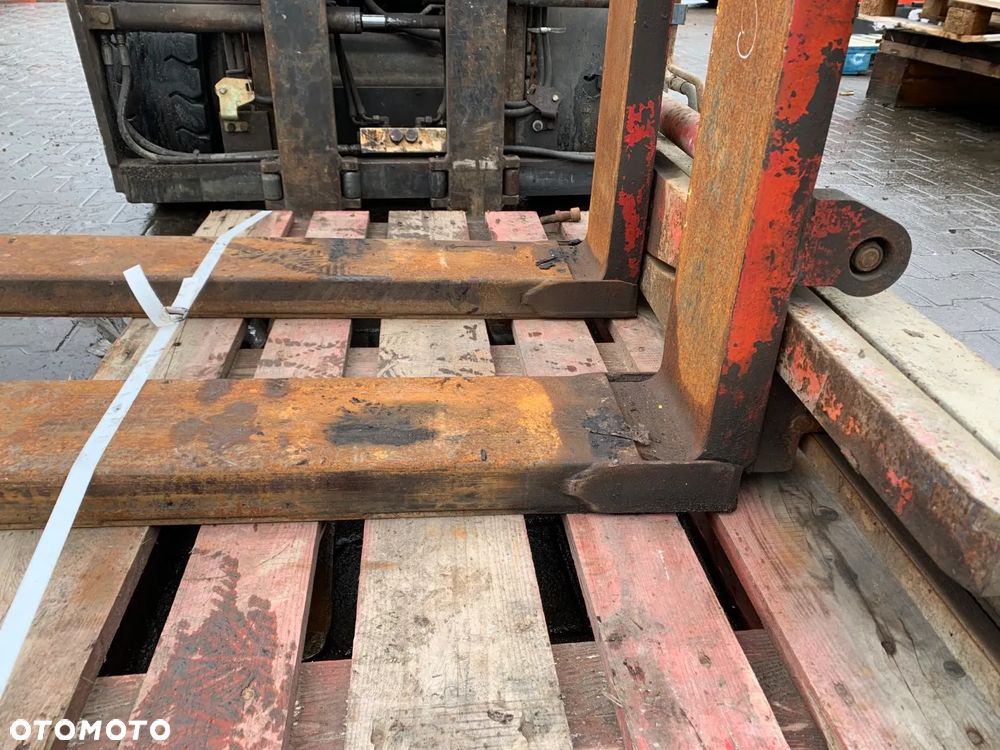 Pozycjoner z widłami teleskopowymi Durwen ZVP-S-TGZ.35.1350 ID OS1018 - 6