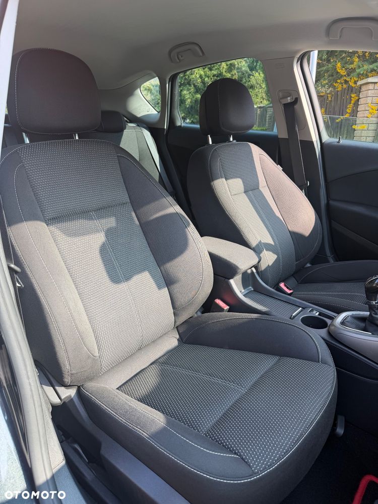 Opel Astra 1.4 Turbo 150 Jahre - 23