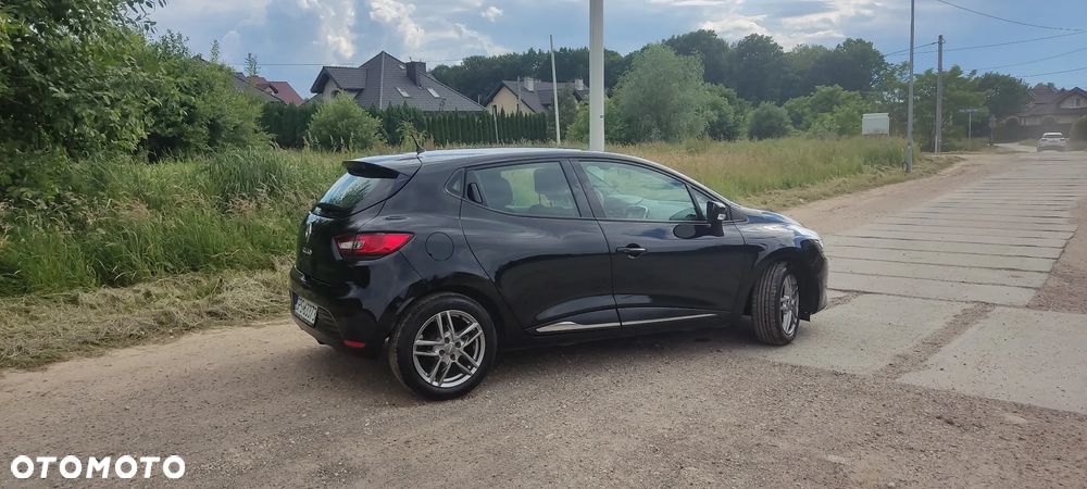 Renault Clio 1.2 16V Life - 4
