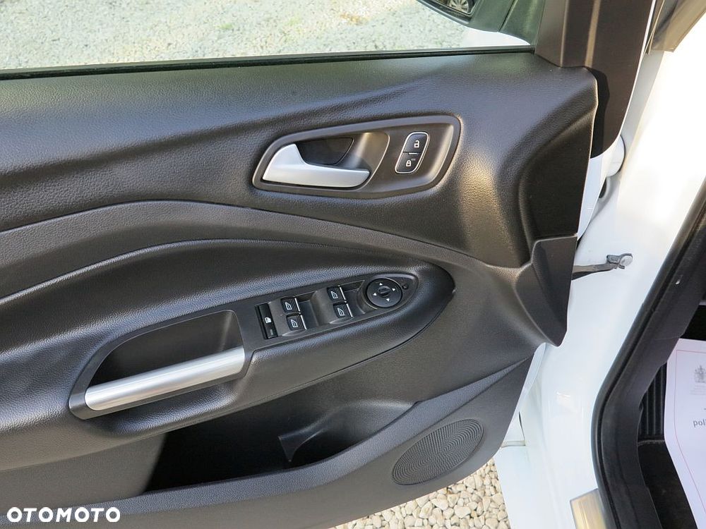 Ford Kuga 2.0 TDCi 4x2 ST-Line - 14