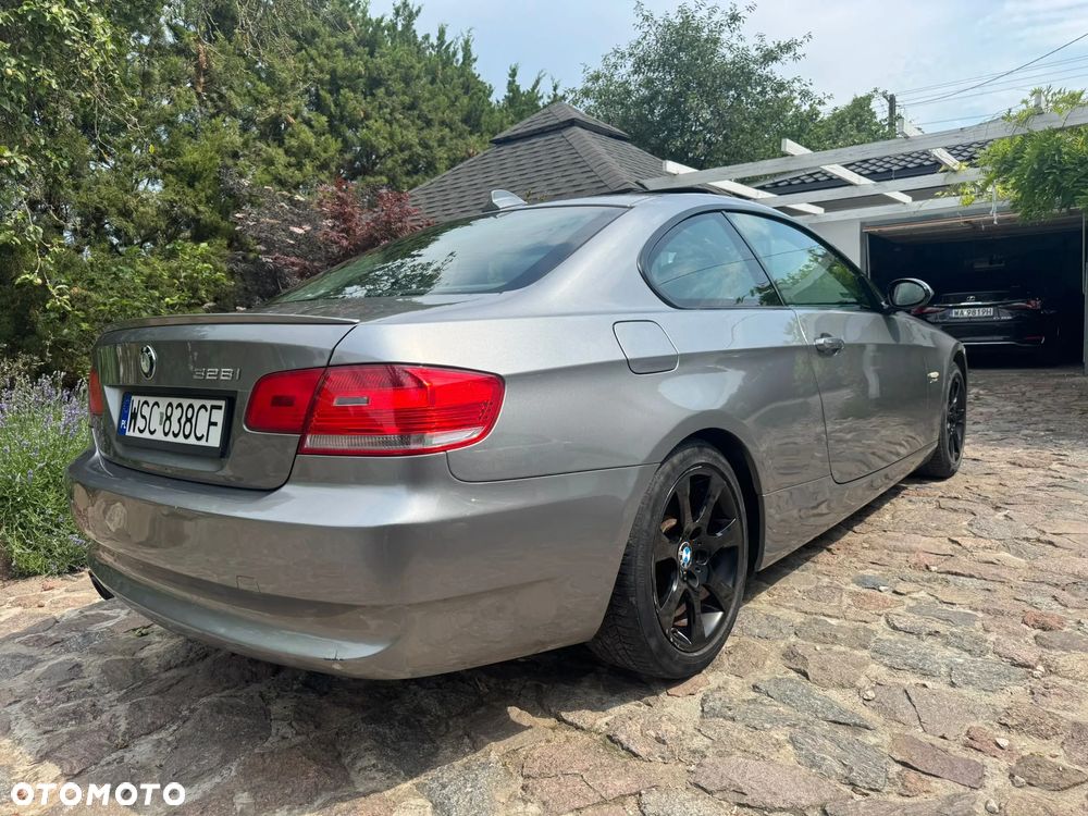 BMW Seria 3 328i - 7