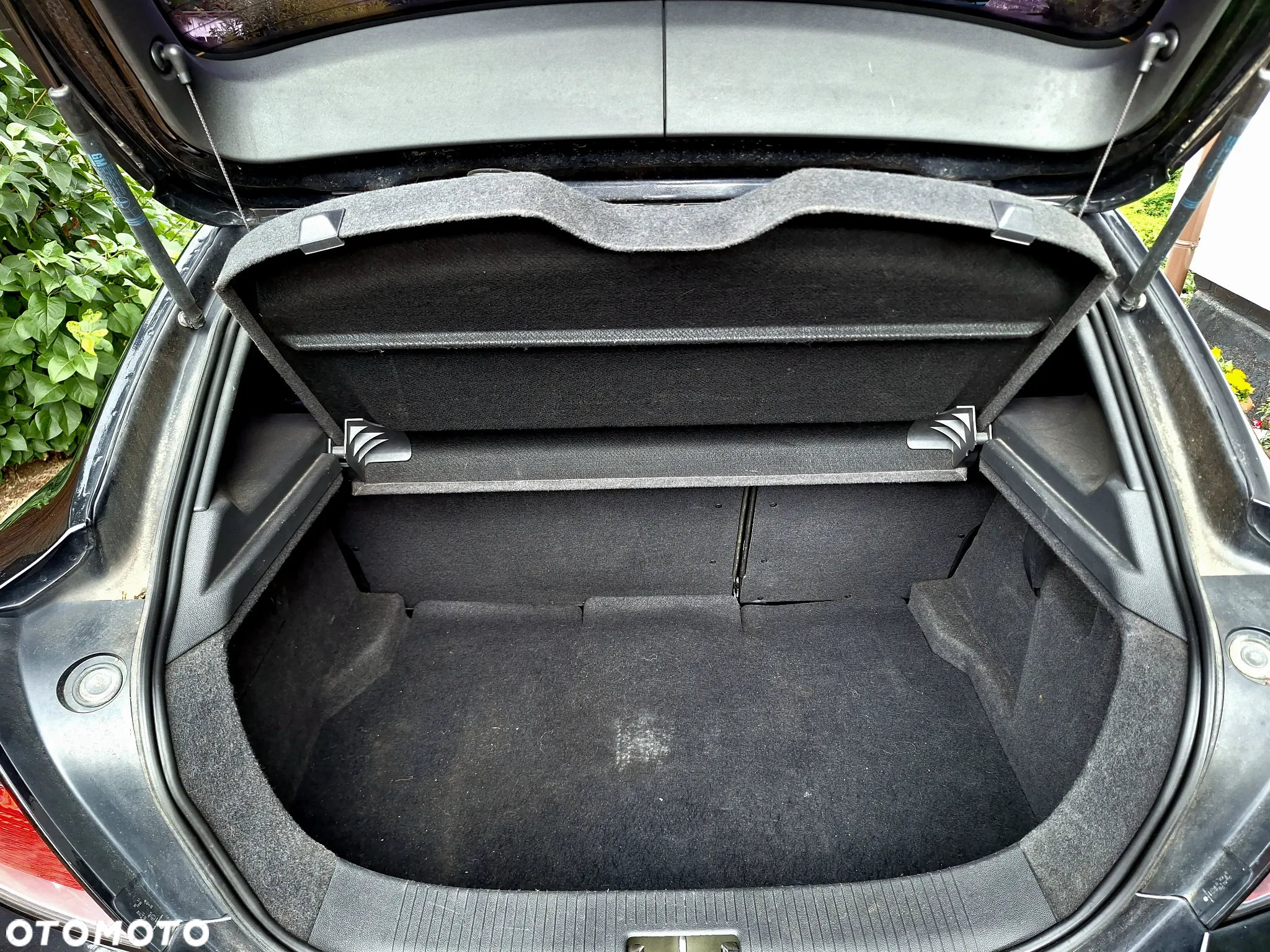 Opel Astra III GTC 2.0 T Sport - 14