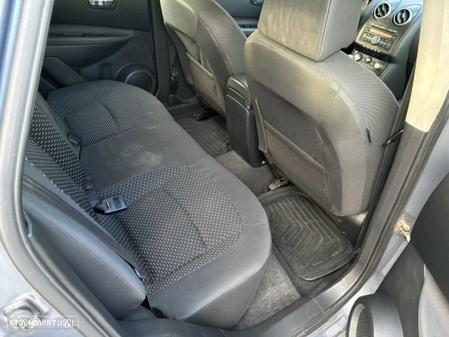 Nissan Qashqai 1.5 dCi Visia AC - 11