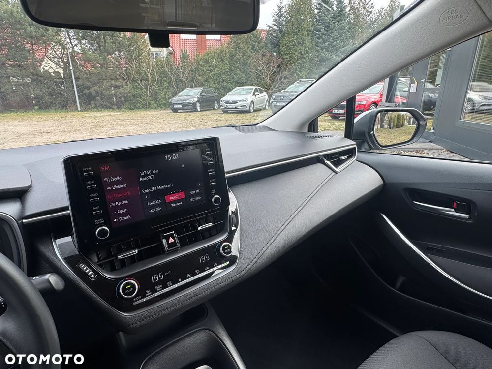 Toyota Corolla 1.5 Comfort - 9