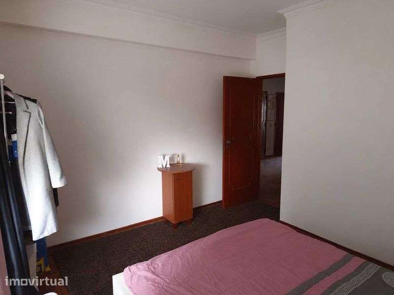 Apartamento T3 duas casas de banho em Damaia - Grande imagem: 5/12