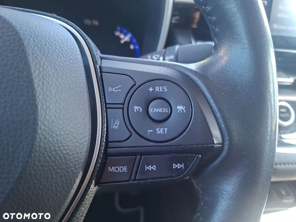 Toyota Corolla 1.8 Hybrid Comfort - 17
