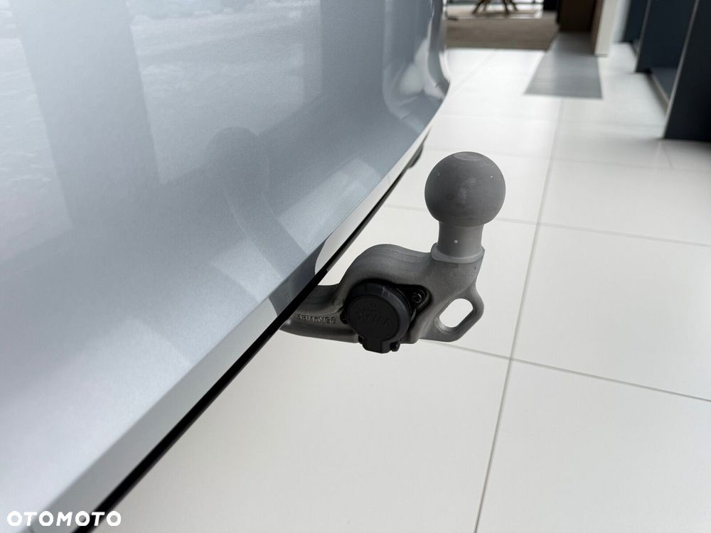 Skoda Superb 2.0 TDI SCR 4x4 Sportline DSG - 20