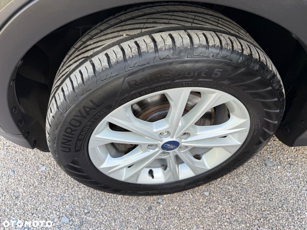 Ford Kuga 2.0 TDCi AWD Titanium - 37