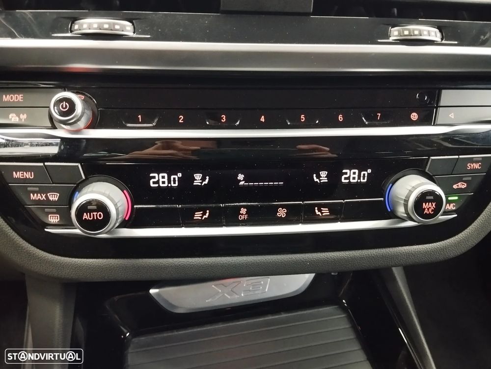 BMW X3 18 d sDrive xLine Auto - 32