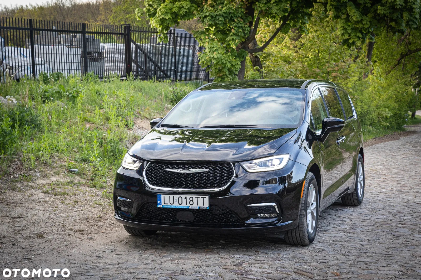 Chrysler Pacifica - 6