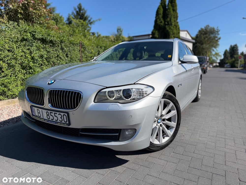 BMW Seria 5 530d Sport-Aut Luxury Line - 3