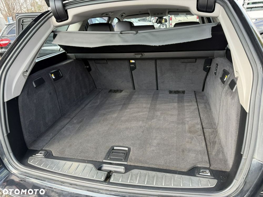 BMW Seria 5 530d xDrive Sport-Aut Luxury Line - 9