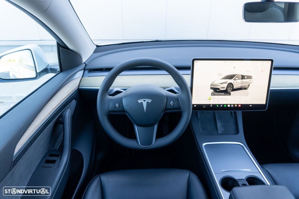 Tesla Model Y Standard - 19