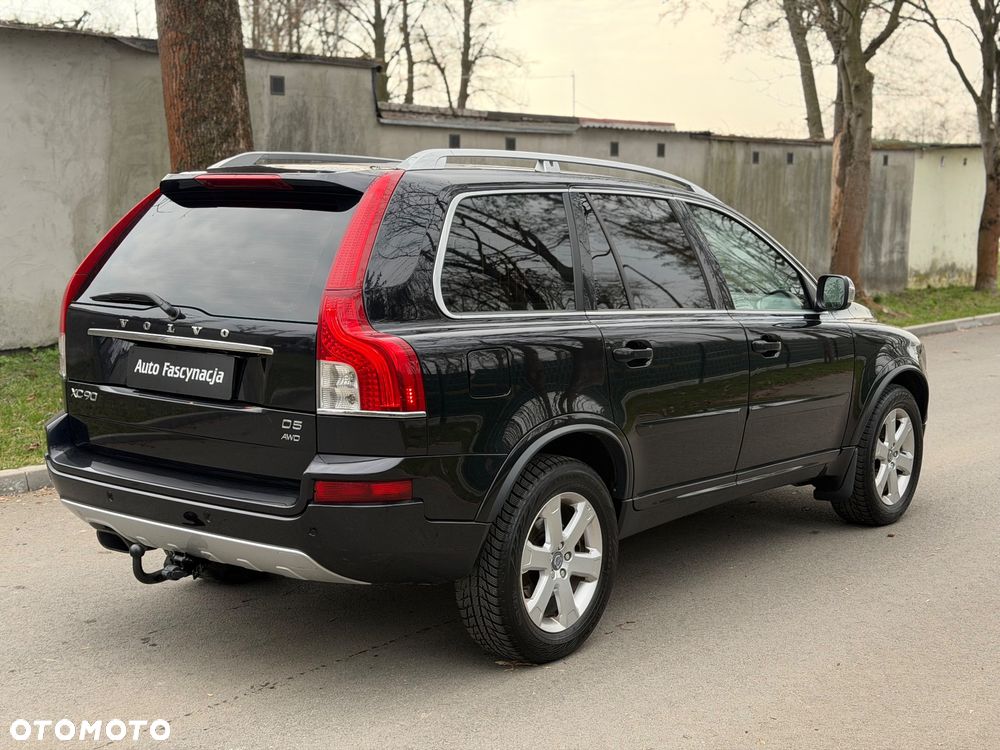 Volvo XC 90 D5 AWD Momentum - 4