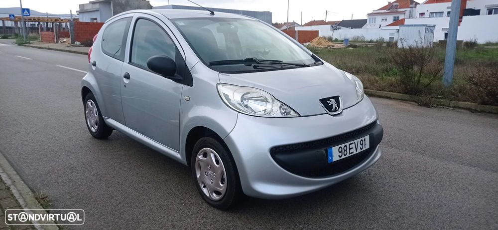 Peugeot 107 - 4