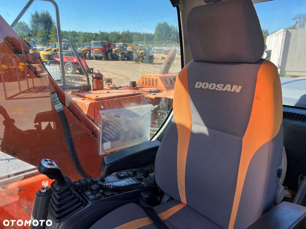 Doosan DX140W-3 - 35