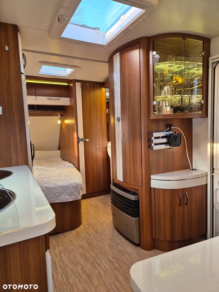 Hobby 495 Excellent - 18