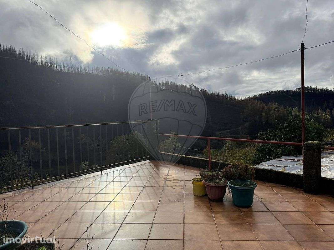 Moradia T5 para venda - Grande imagem: 2/20