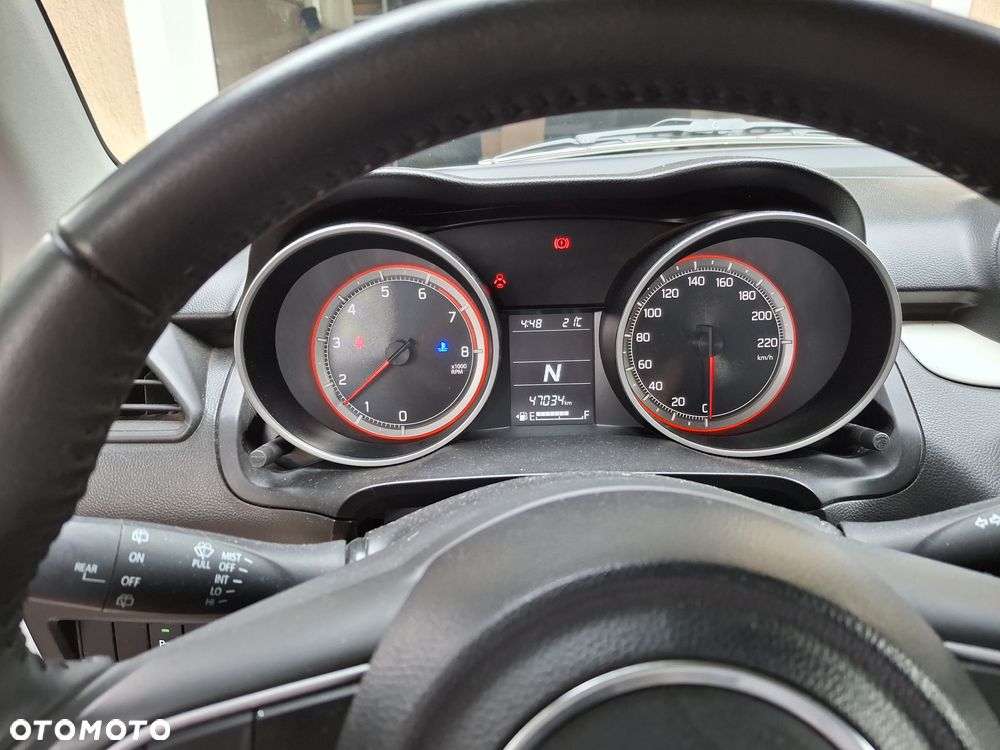Suzuki Swift - 10