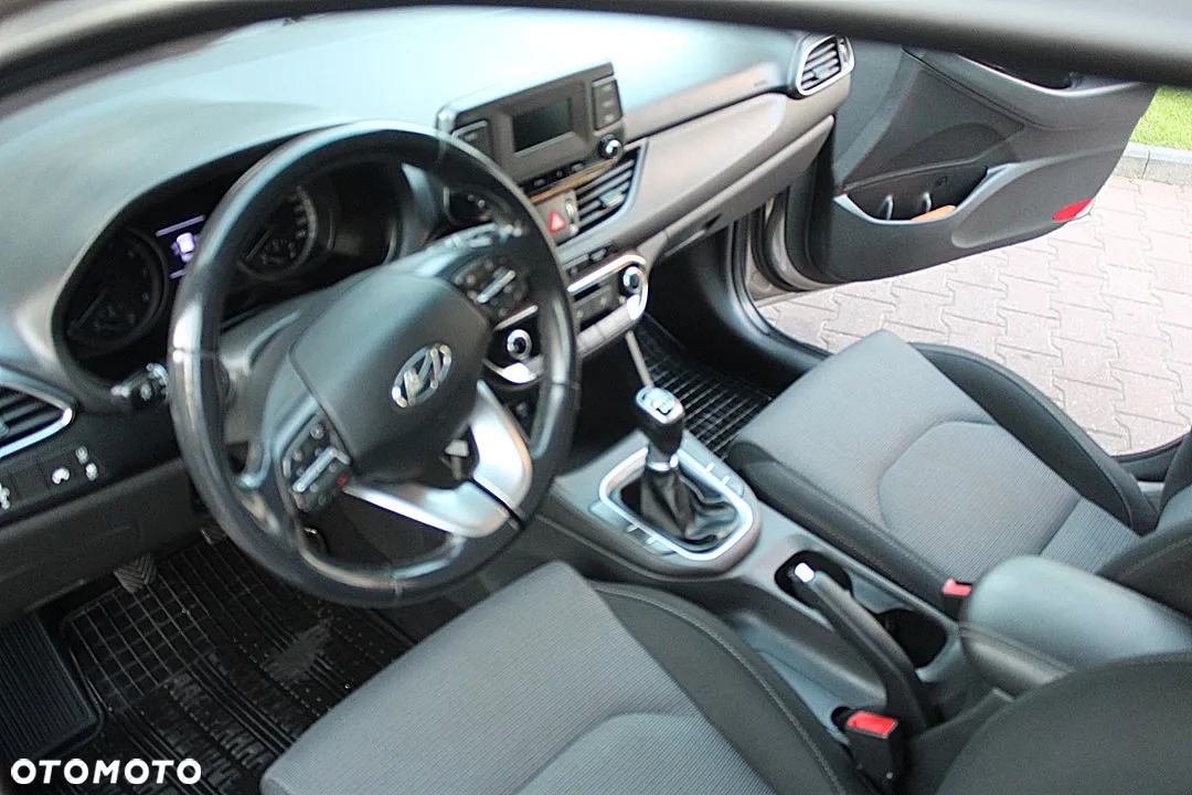 Hyundai i30 1.4 Premiere Comfort - 18