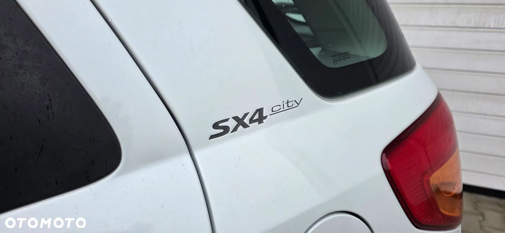 Suzuki SX4 1.6 VVT 4x2 City - 13