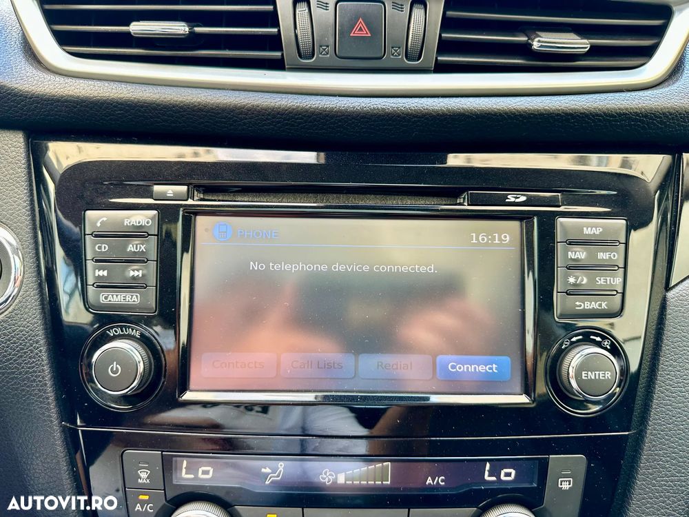 Nissan Qashqai - 25