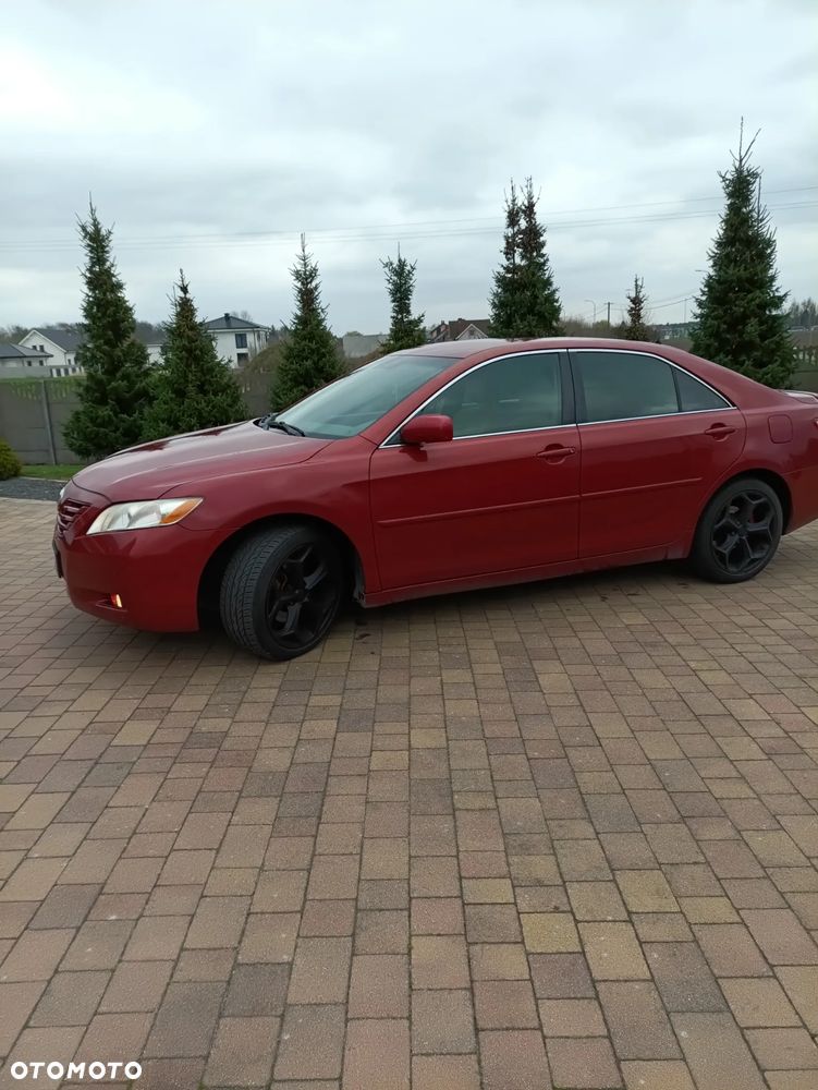 Toyota Camry ver-2-4-xle - 2