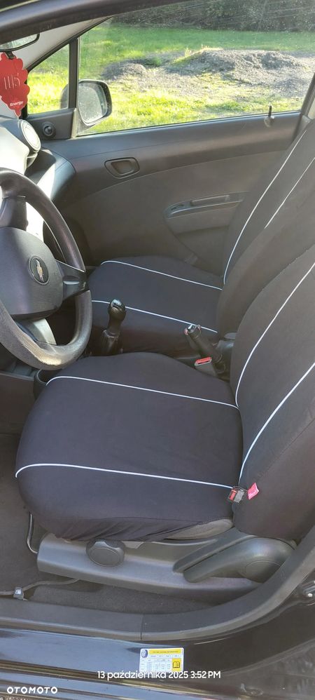 Chevrolet Spark 1.0 Base - 10