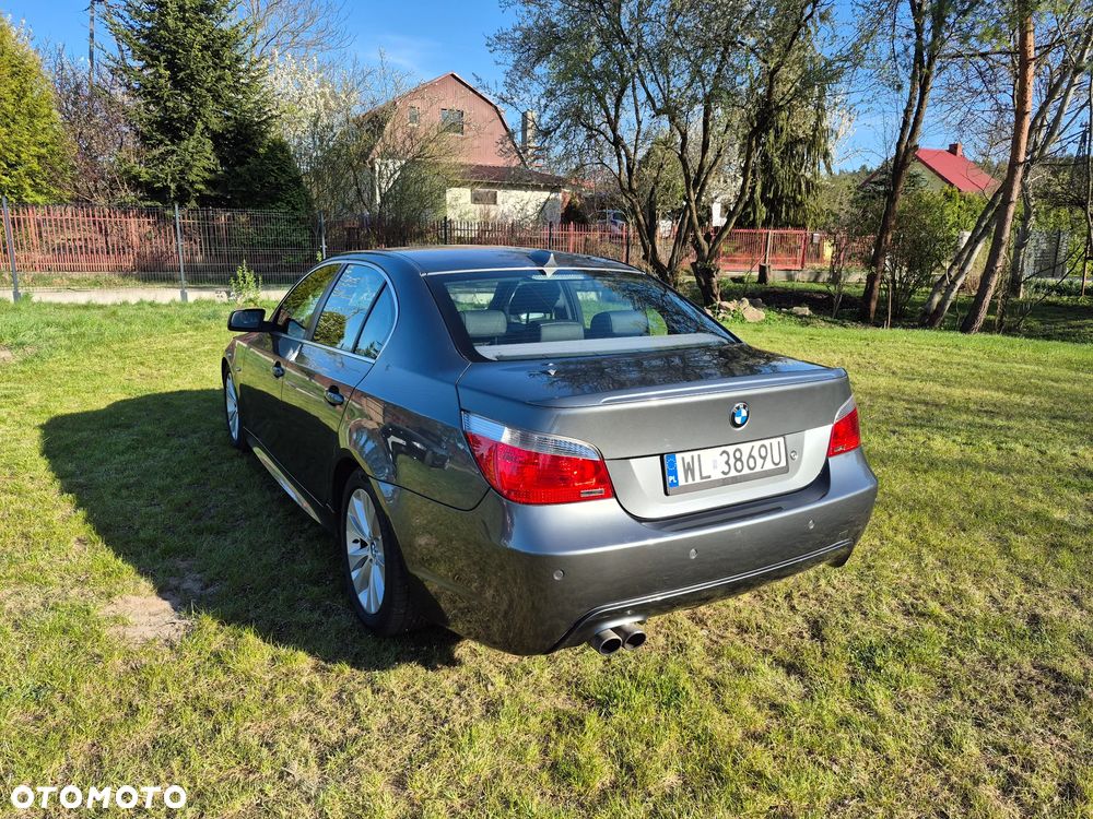 BMW Seria 5 540i - 5