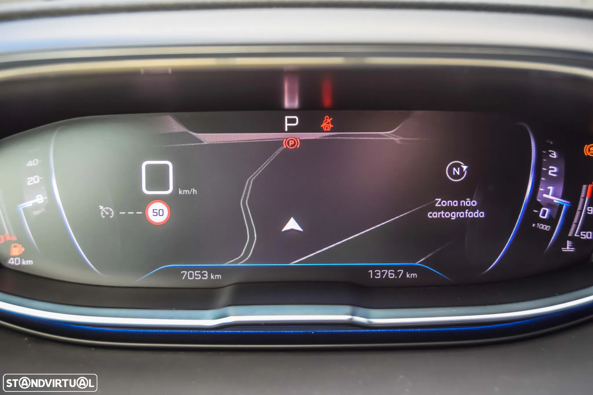 Peugeot 5008 1.5 BlueHDi Allure Pack EAT8 - 32