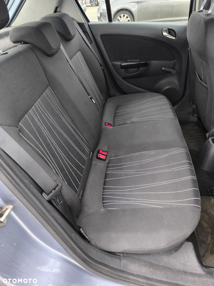 Opel Corsa 1.2 16V Enjoy - 13