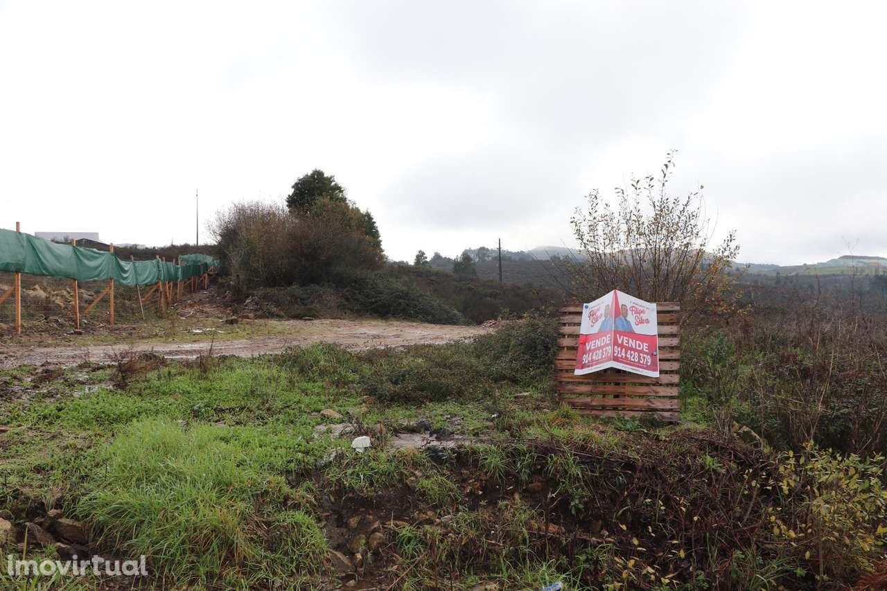 Terreno  Venda em Lustosa e Barrosas (Santo Estêvão),Lousada - Grande imagem: 4/9