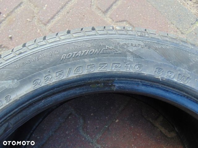 225/45/16 opona 225 45 R16 KUMHO ECSTA SUPRA 7mm - 4