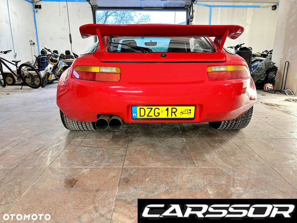 Porsche 928 - 2